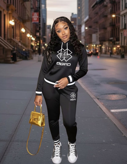 DDIIRO Women's Signature Luxury Tracksuit Set – Premium Black Hoodie & Joggers