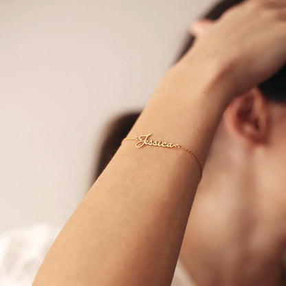 Personalized Stainless Steel Name Bracelet – Elegant Custom Jewelry Gift for Friends & Wives