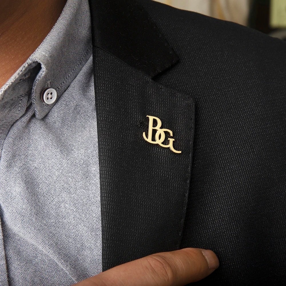 Custom Initial Brooch For Groom Men’s Stainless Steel Initial Letters Lapel Pin Personalized Wedding Best Man Jewelry