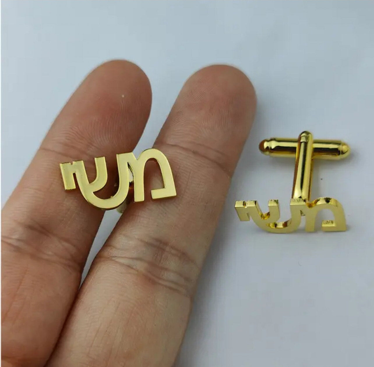Personalized Hebrew Name Cufflinks – Custom Initial Wedding Cufflinks for Groom & Groomsmen, Perfect Gift for Him