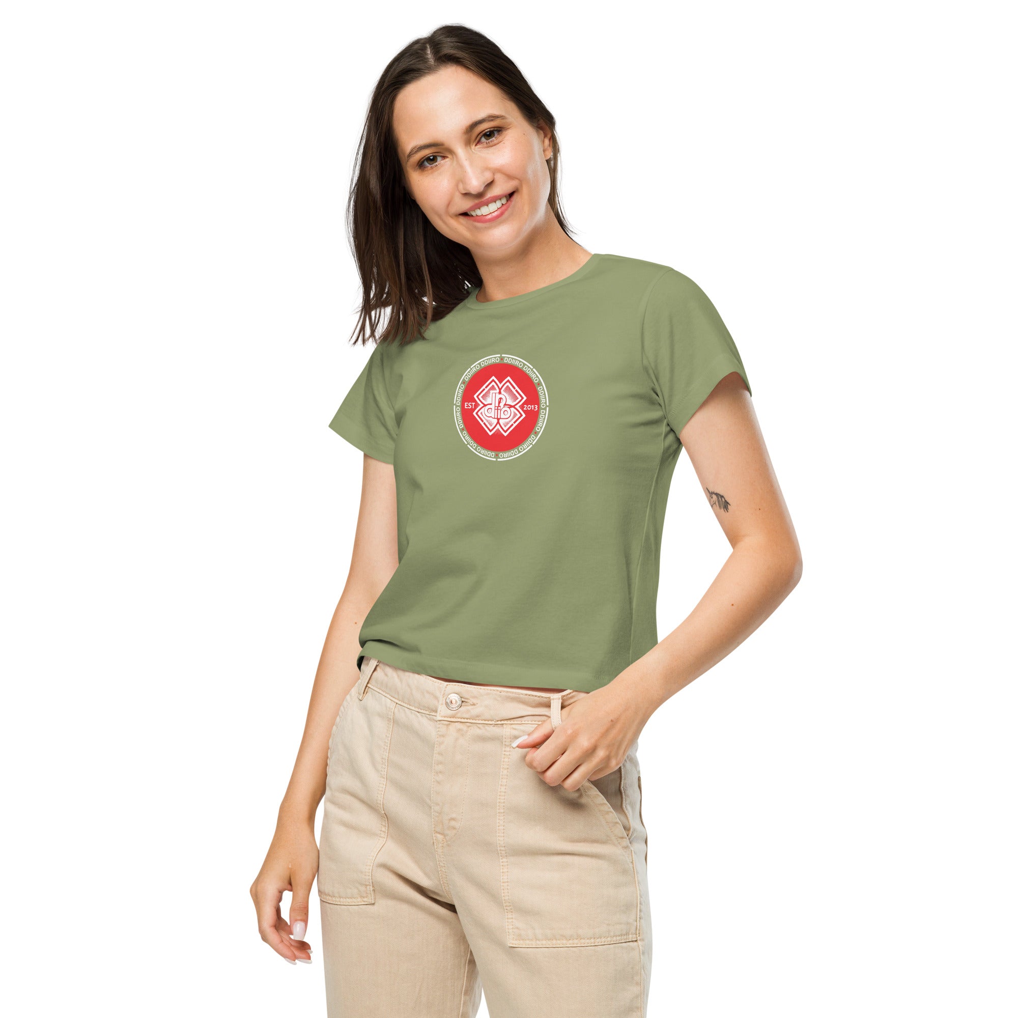 Women’s high-waisted t-shirt